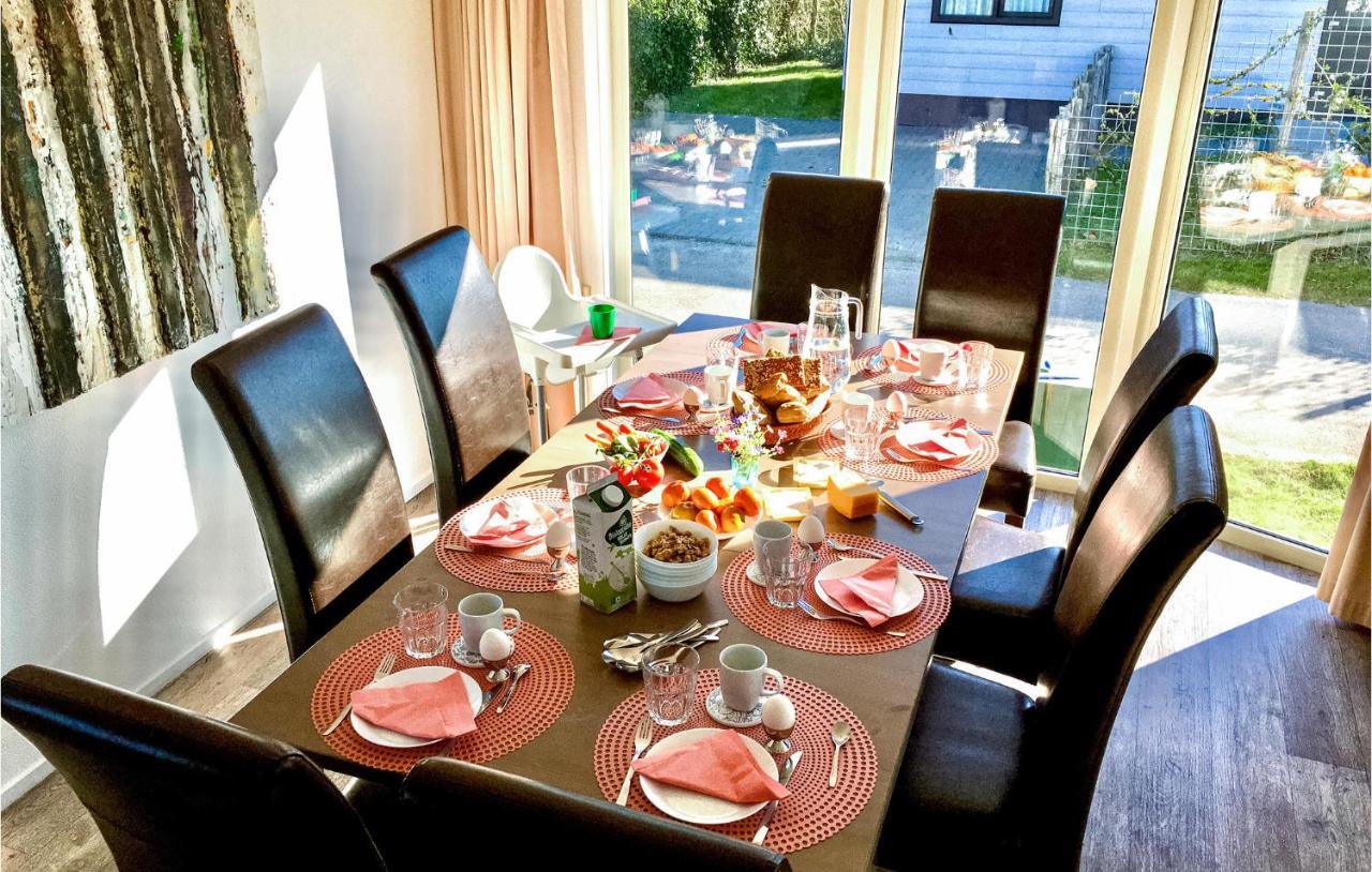 Villa De Flierefluiter à Sint-Annaland Extérieur photo