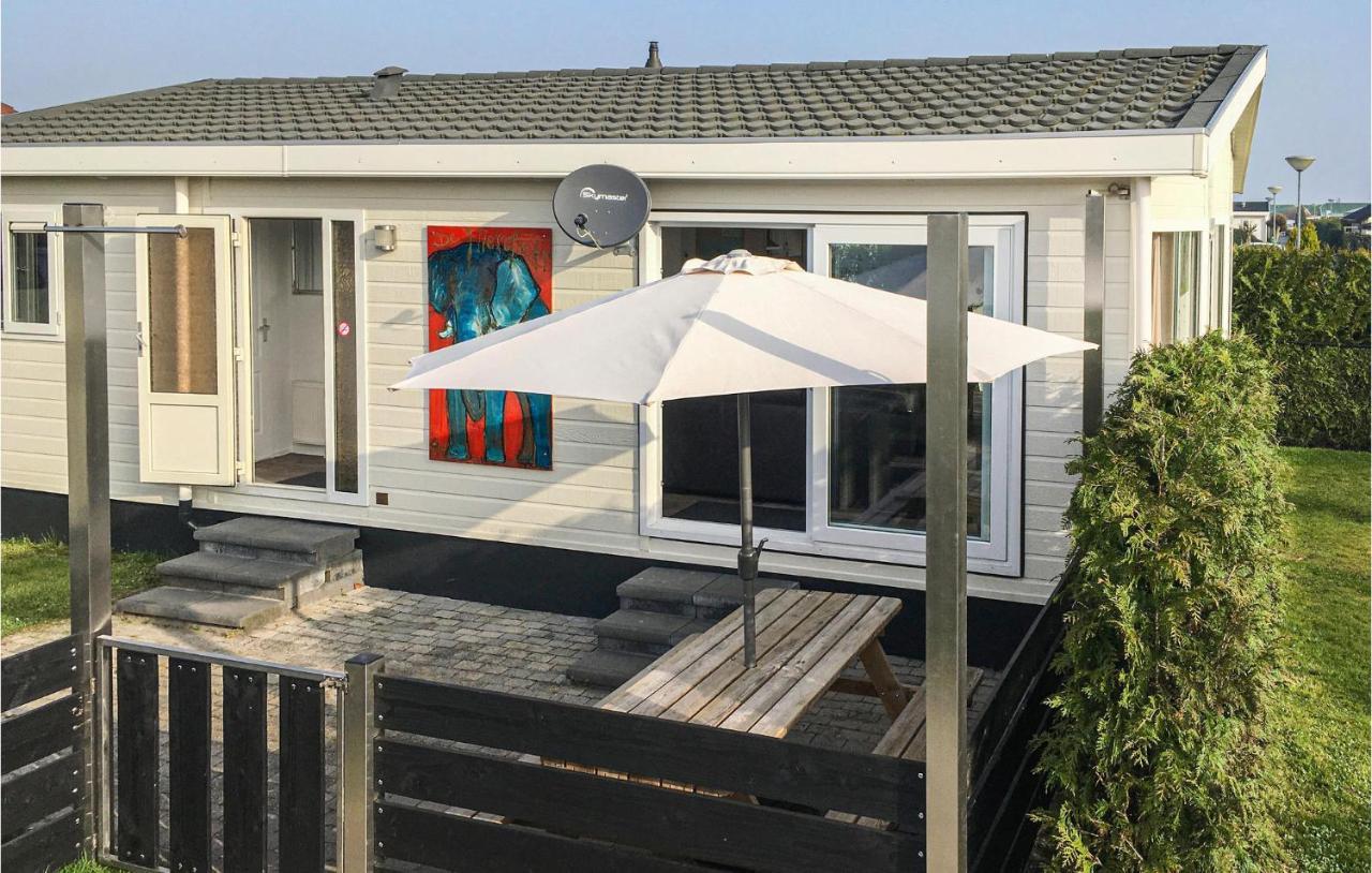 Villa De Flierefluiter à Sint-Annaland Extérieur photo