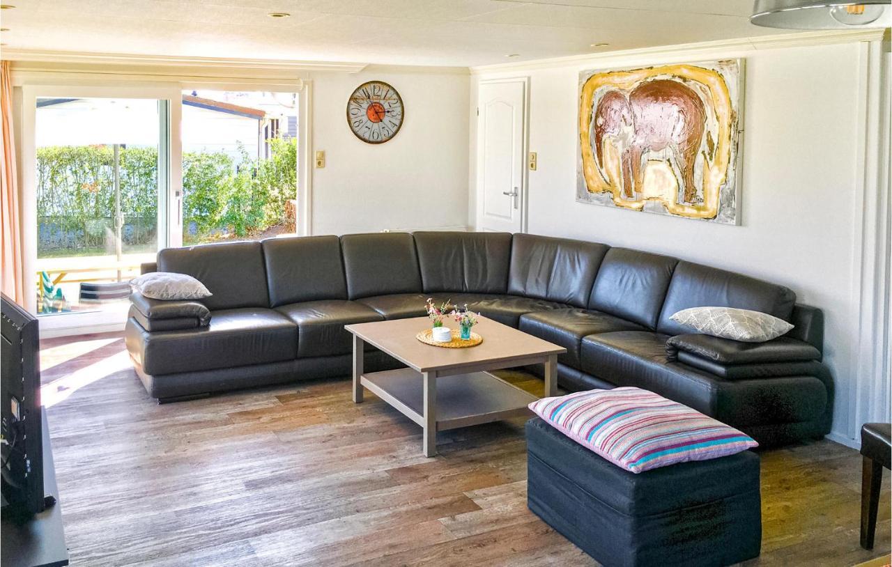 Villa De Flierefluiter à Sint-Annaland Extérieur photo